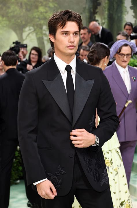 nicholas galitzine tux